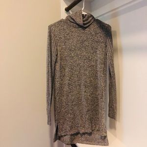 A Pea In The Pod XS Maternity Turtleneck Tunic